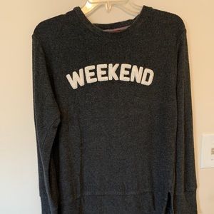 “Weekend” crew neck